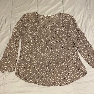 Old navy women’s long sleeve button up dress shirt